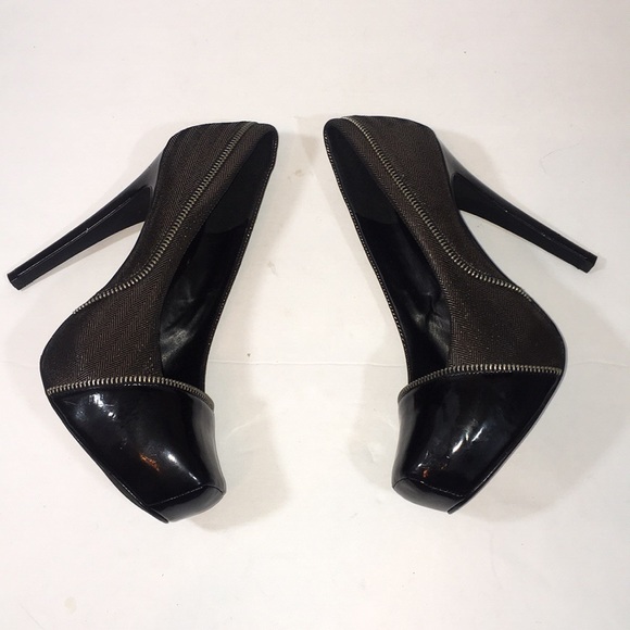 Jessica Simpson Heels - Picture 2 of 5